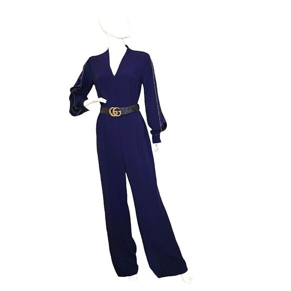 Escada  - Picture 3 of 11